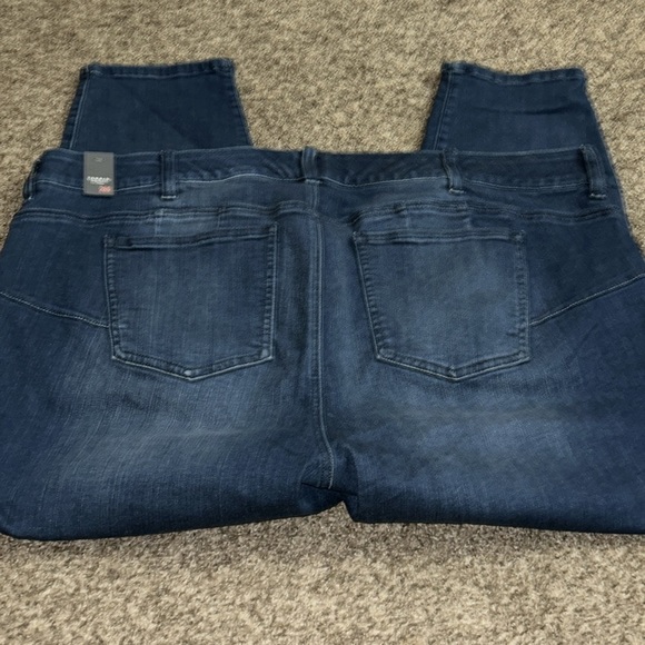 NWT Torrid Bombshell Skinny Jeans - Picture 3 of 3